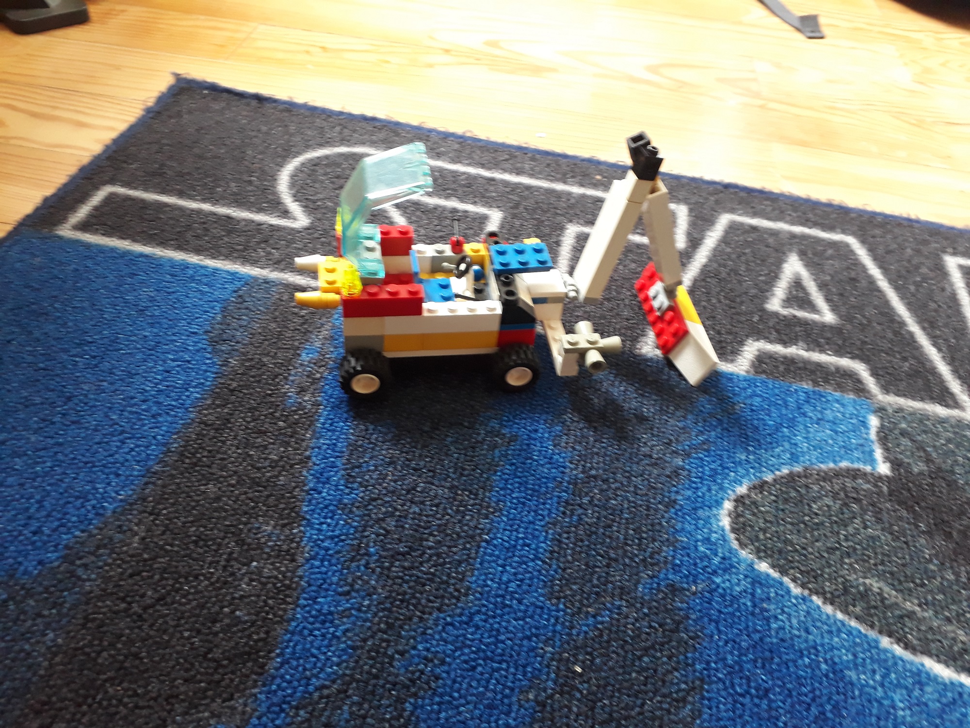 Déneigeuse en petit Lego